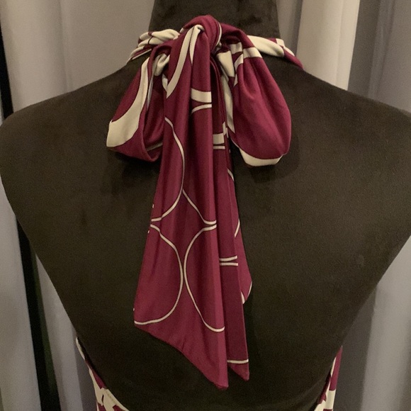 SUPER SEXY halter top geometric pattern. Padded bra. From TOO MI. Size L. - Picture 7 of 10